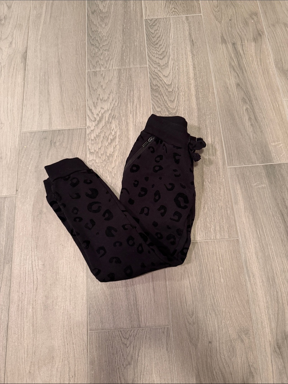 Play Six Girls Black Leopard-Print Jogger Pants Size 5